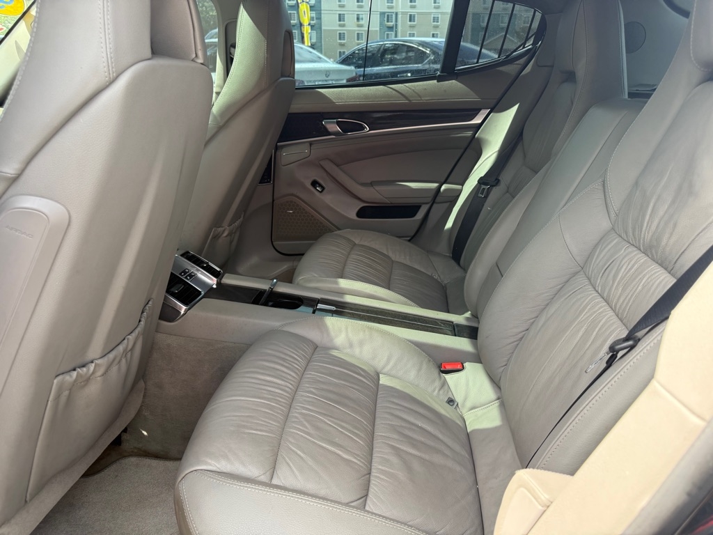 Porsche Panamera 4 2011 Porsche Panamera 4 2011