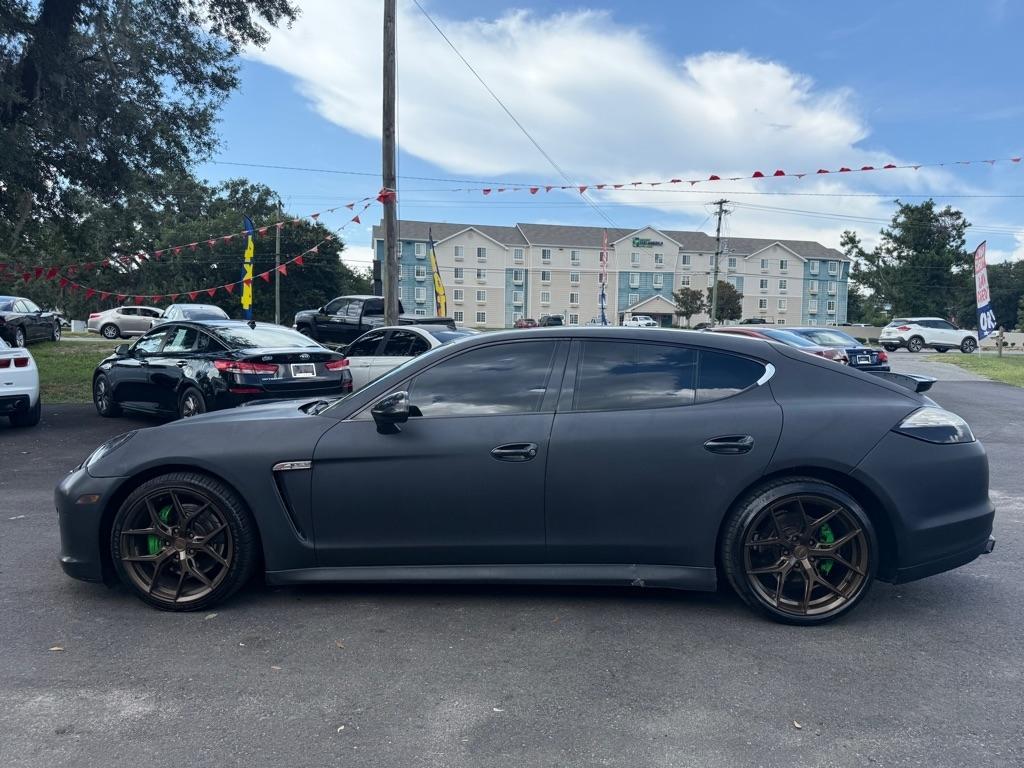 Porsche Panamera 4 2011