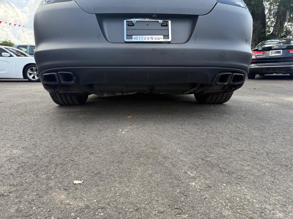 Porsche Panamera 4 2011