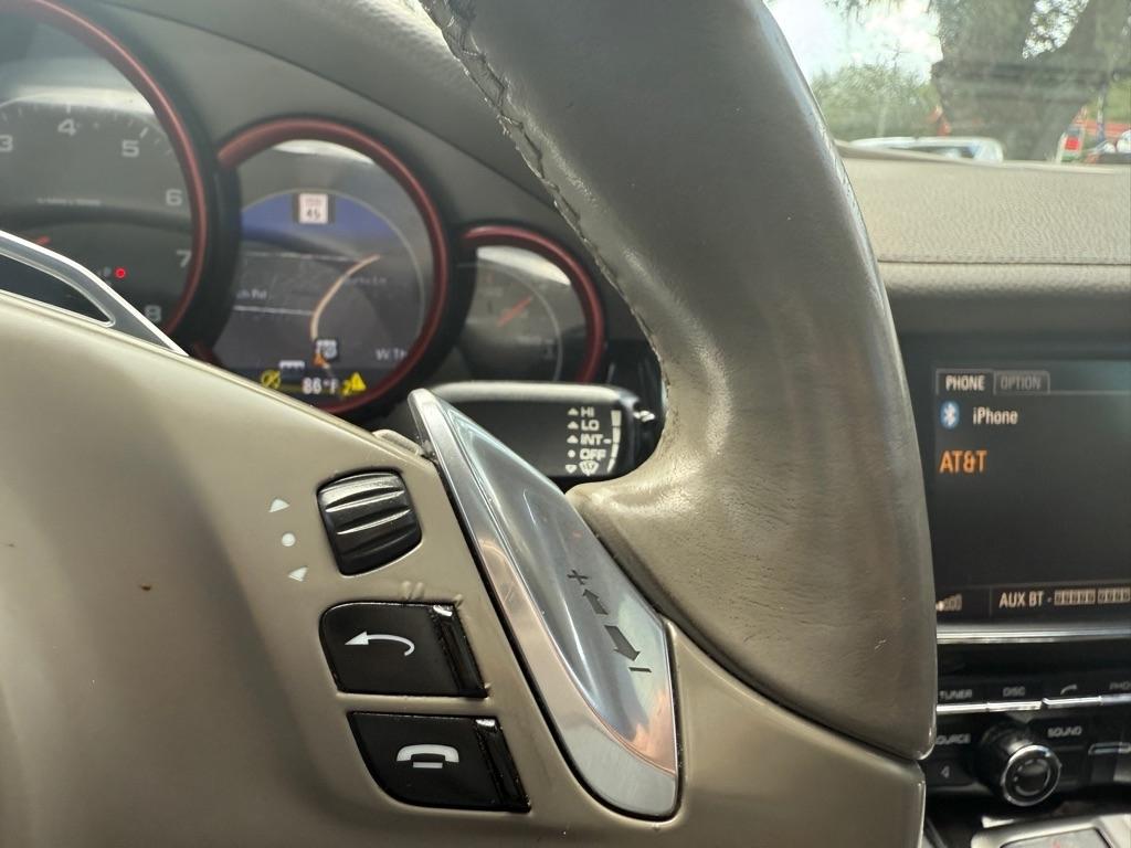 Porsche Panamera 4 2011