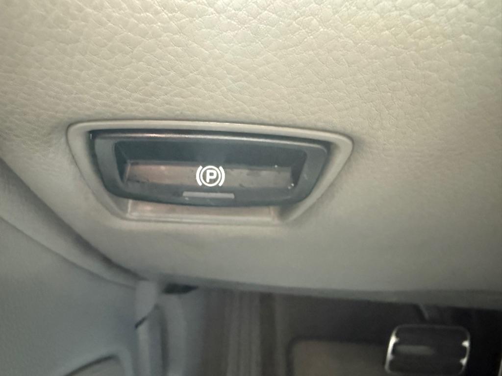 Porsche Panamera 4 2011