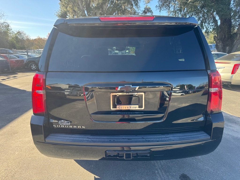 Chevrolet Suburban LT 2WD 2016