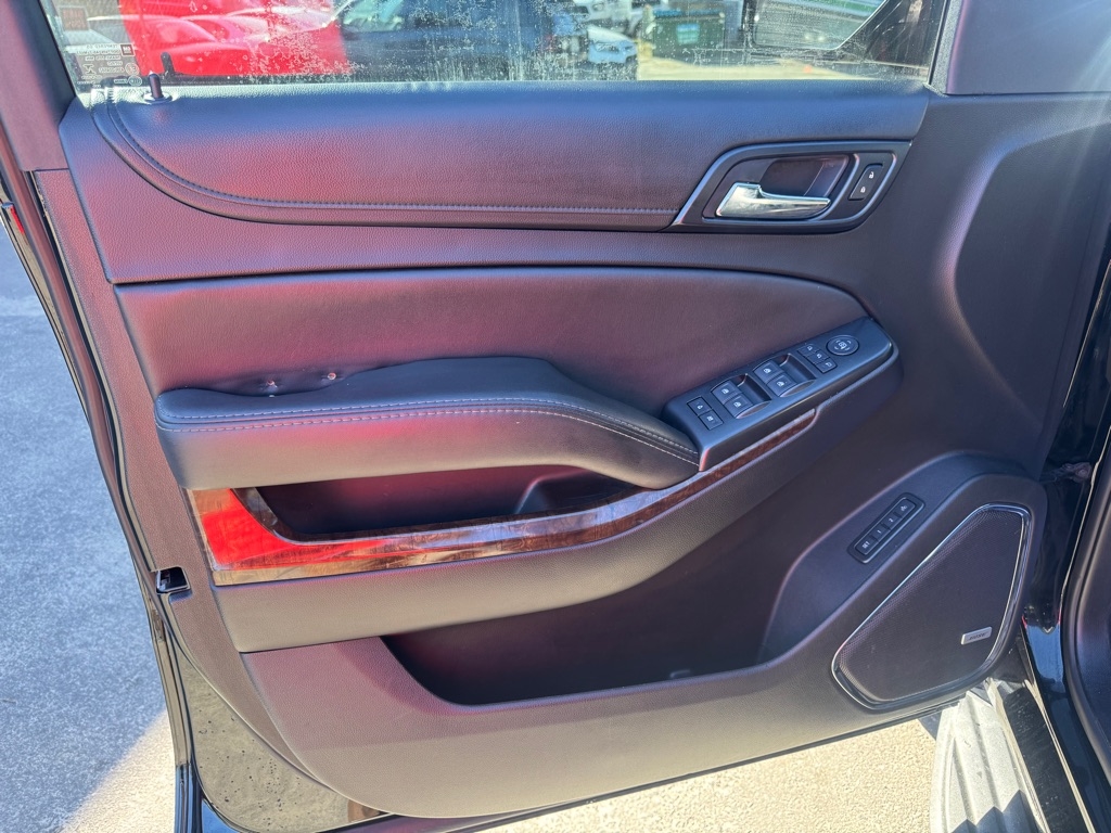 Chevrolet Suburban LT 2WD 2016