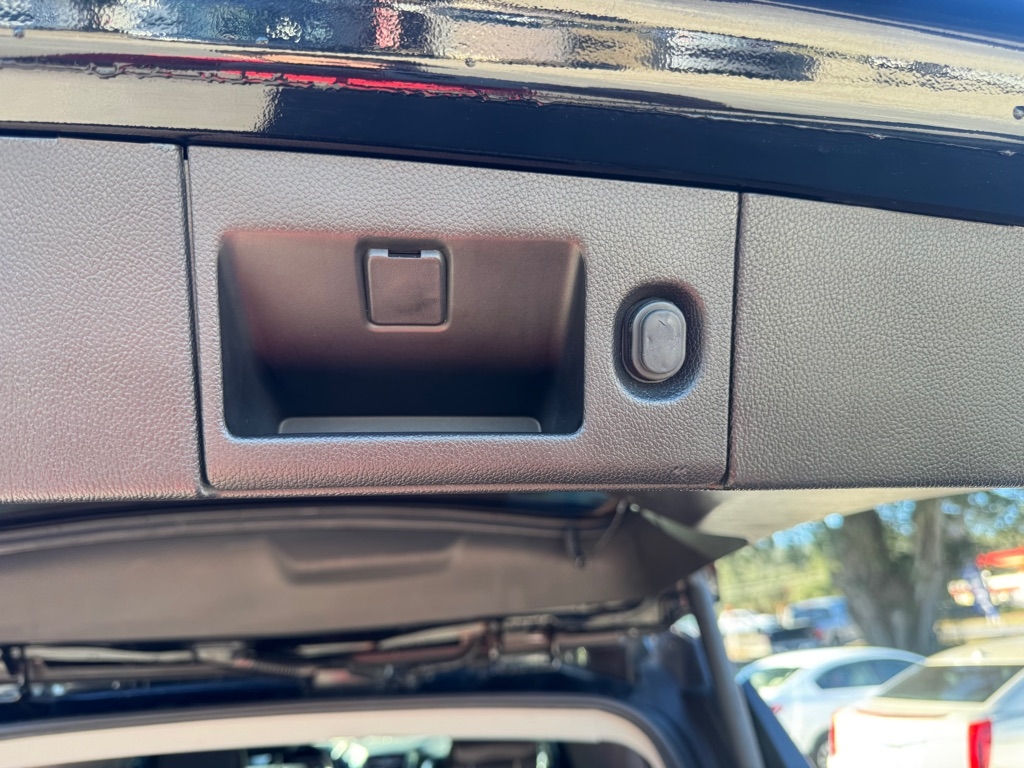 Chevrolet Suburban LT 2WD 2016