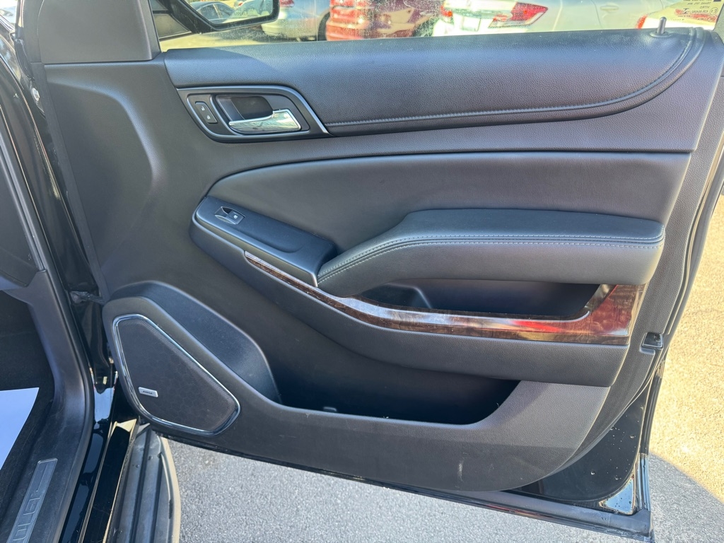 Chevrolet Suburban LT 2WD 2016