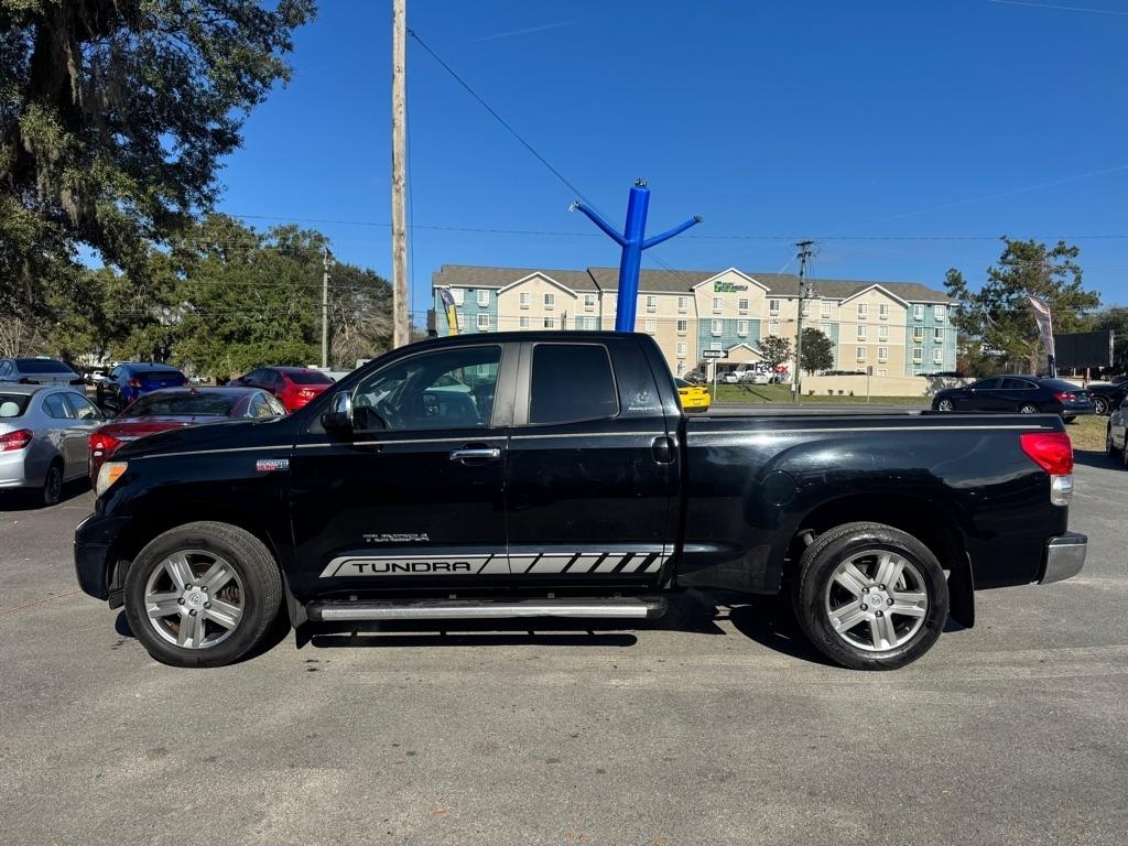 Toyota Tundra Limited Double Cab 5.7L 2WD 2008