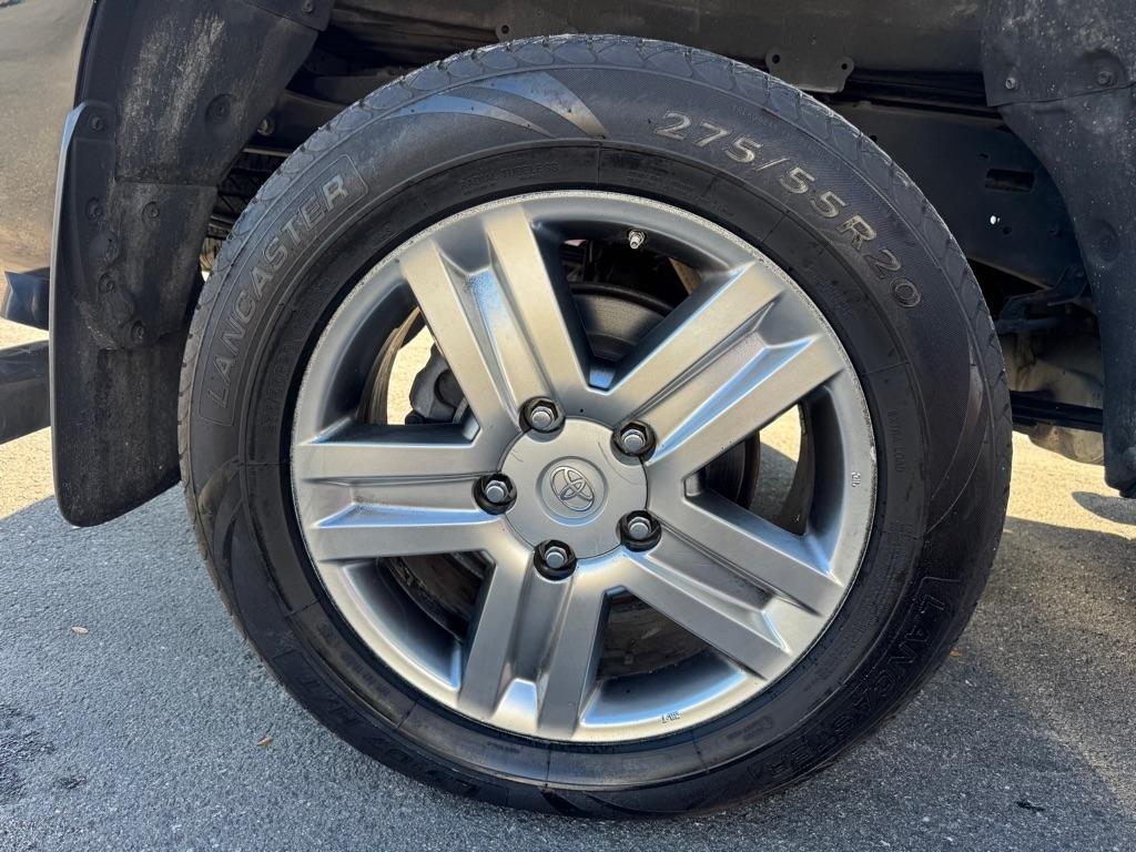 Toyota Tundra Limited Double Cab 5.7L 2WD 2008