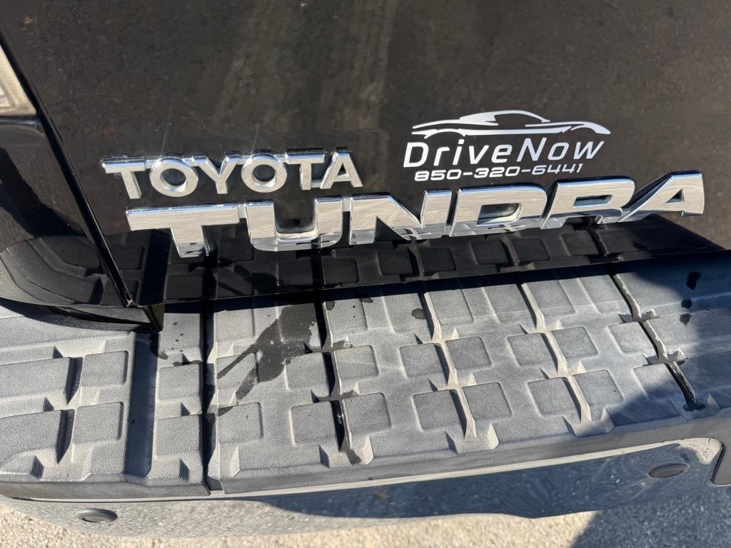 Toyota Tundra Limited Double Cab 5.7L 2WD 2008