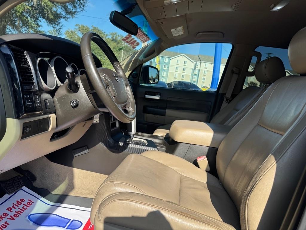 Toyota Tundra Limited Double Cab 5.7L 2WD 2008