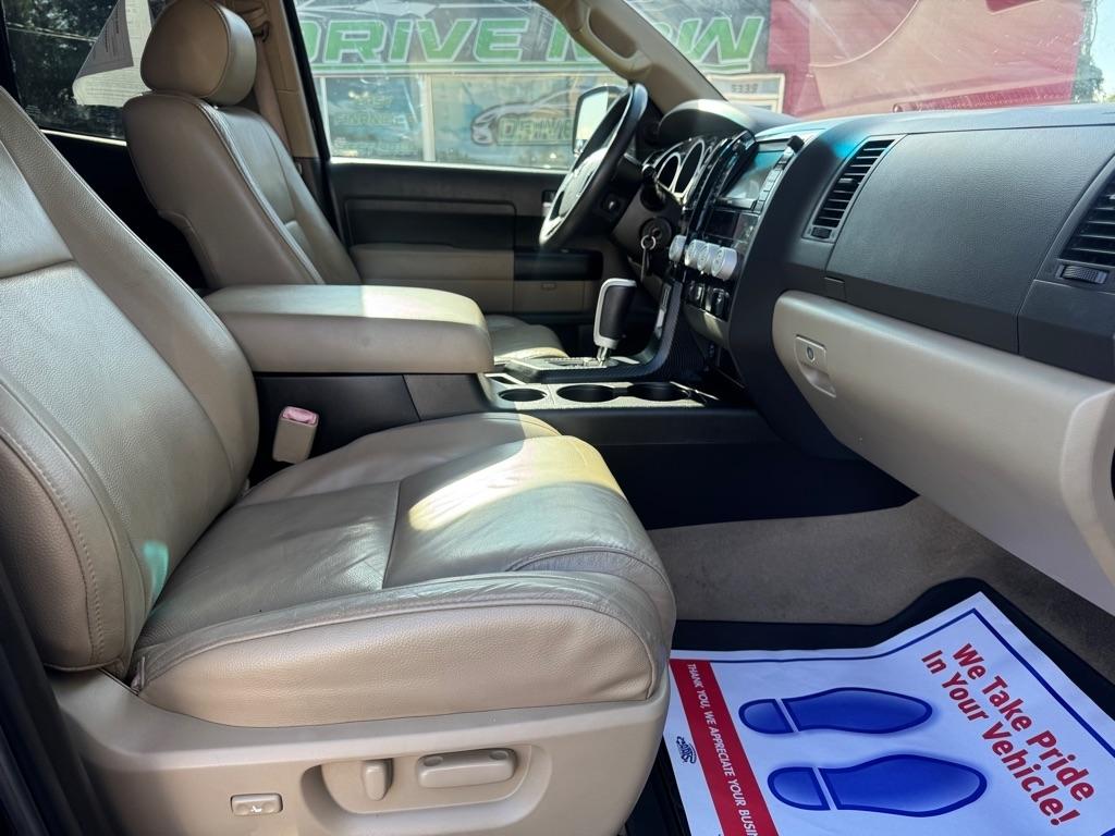 Toyota Tundra Limited Double Cab 5.7L 2WD 2008