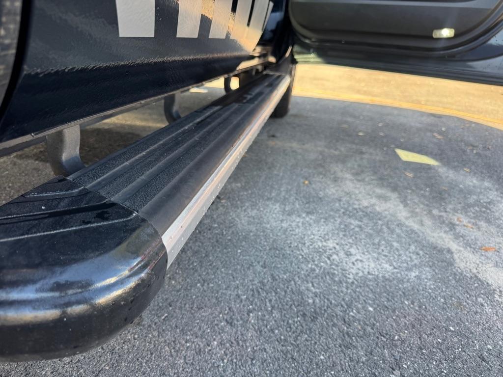 Toyota Tundra Limited Double Cab 5.7L 2WD 2008