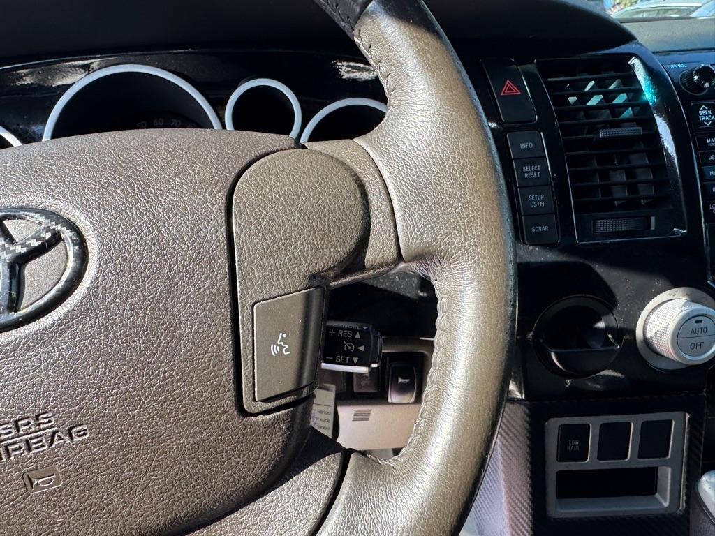 Toyota Tundra Limited Double Cab 5.7L 2WD 2008