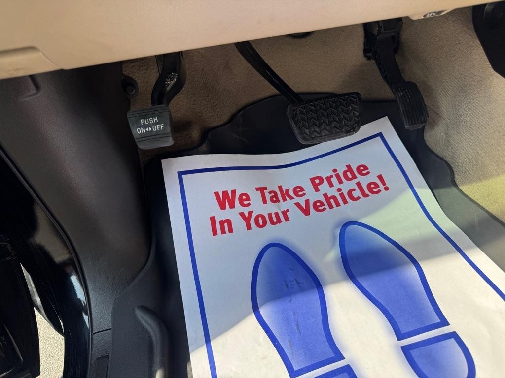 Toyota Tundra Limited Double Cab 5.7L 2WD 2008