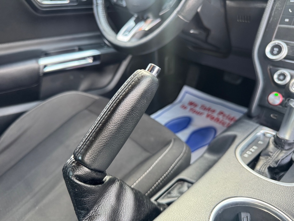 Ford Mustang EcoBoost Coupe 2020