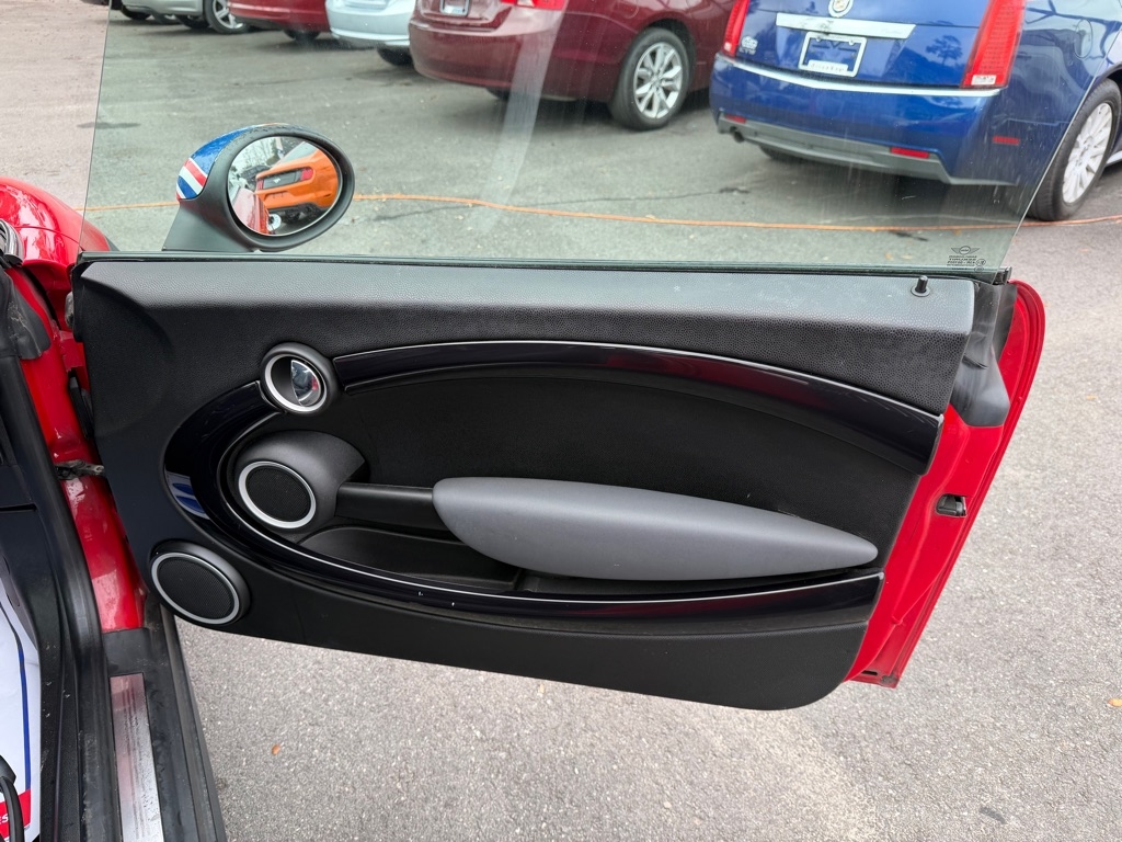 MINI Cooper Convertible 2010