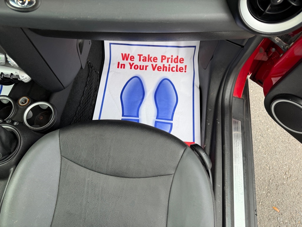 MINI Cooper Convertible 2010