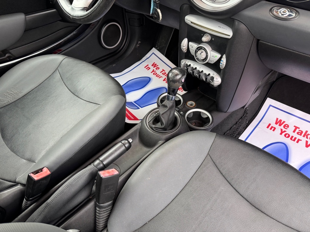 MINI Cooper Convertible 2010