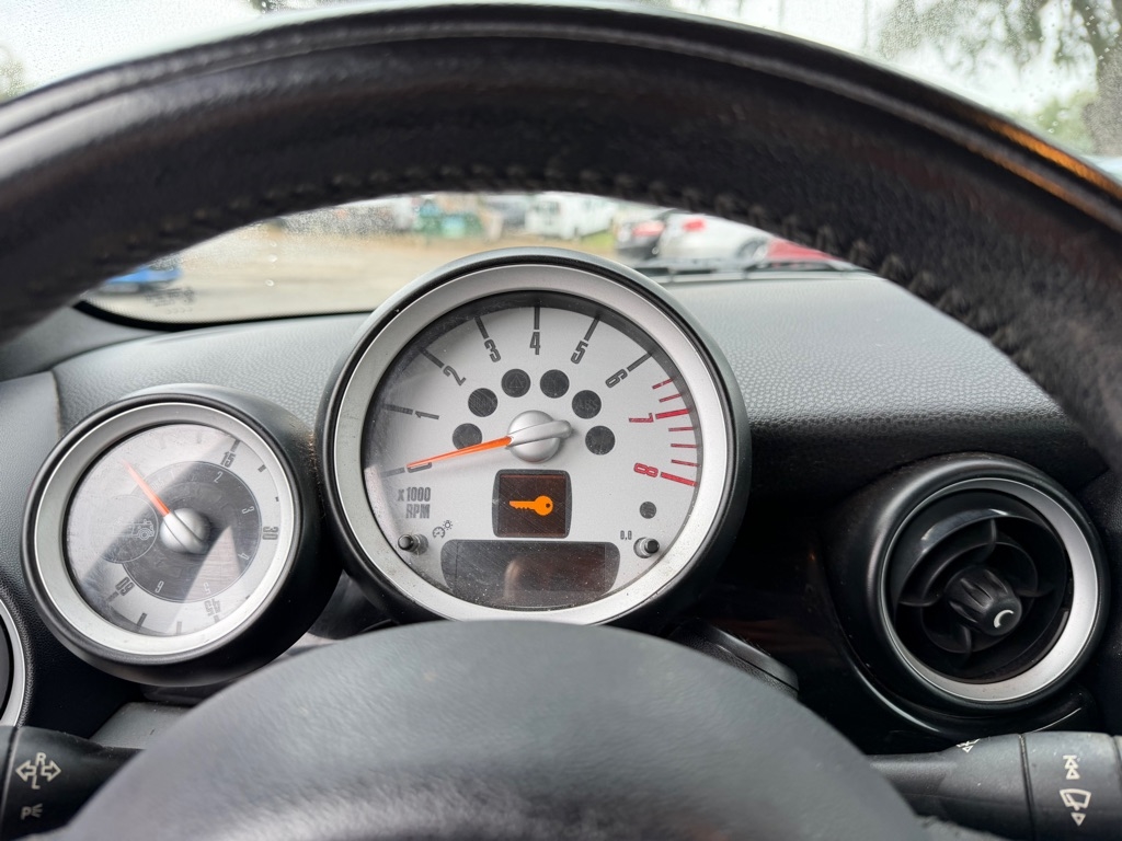 MINI Cooper Convertible 2010