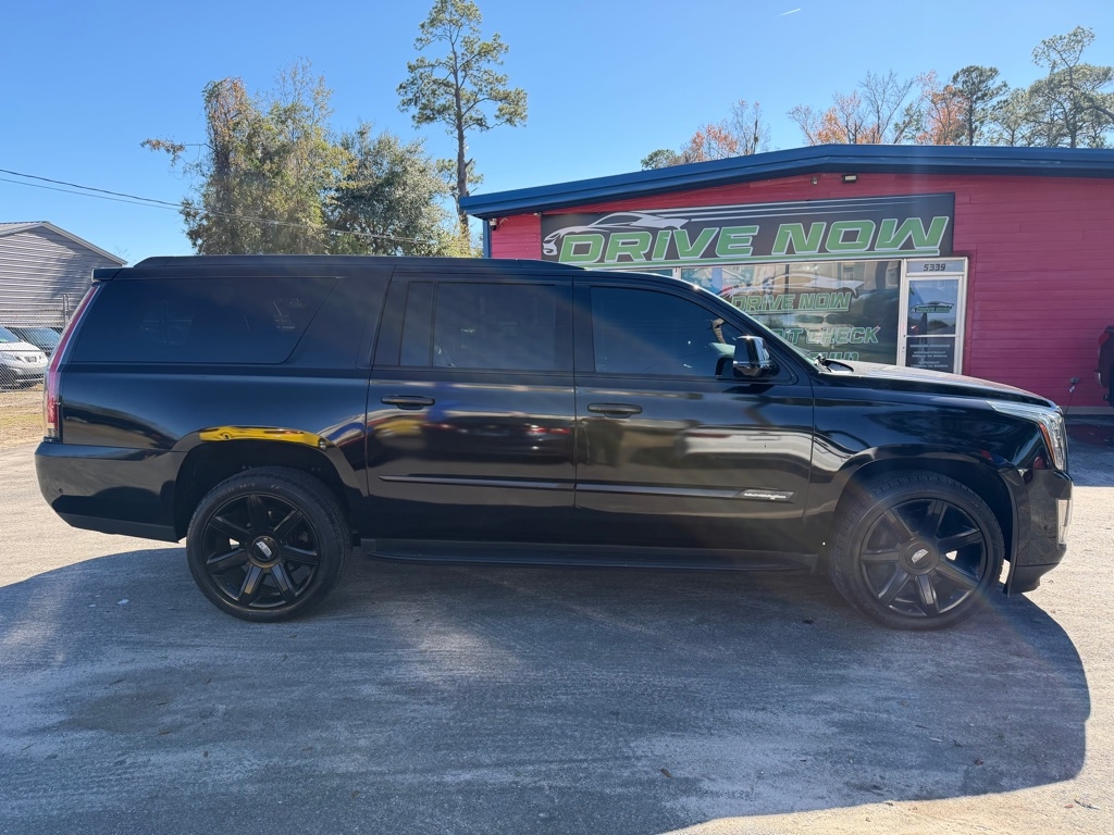 Cadillac Escalade ESV Luxury 4WD 2019