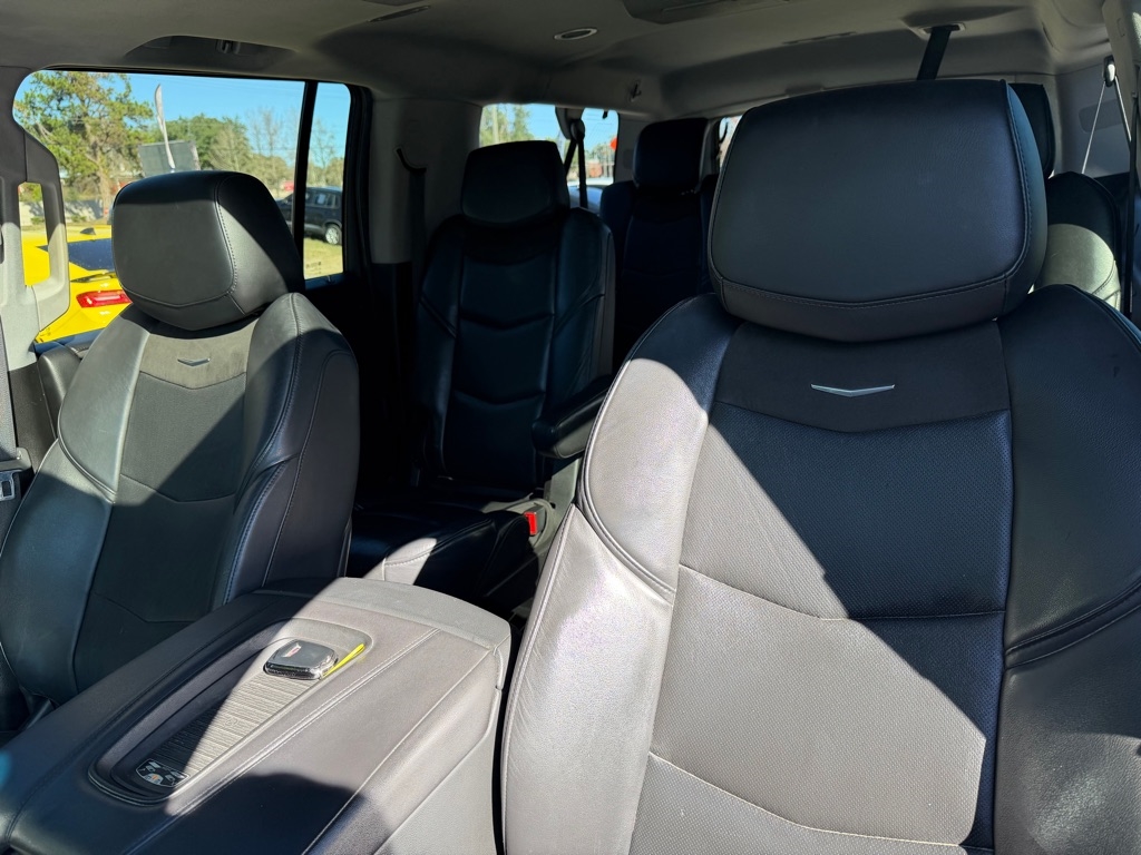 Cadillac Escalade ESV Luxury 4WD 2019