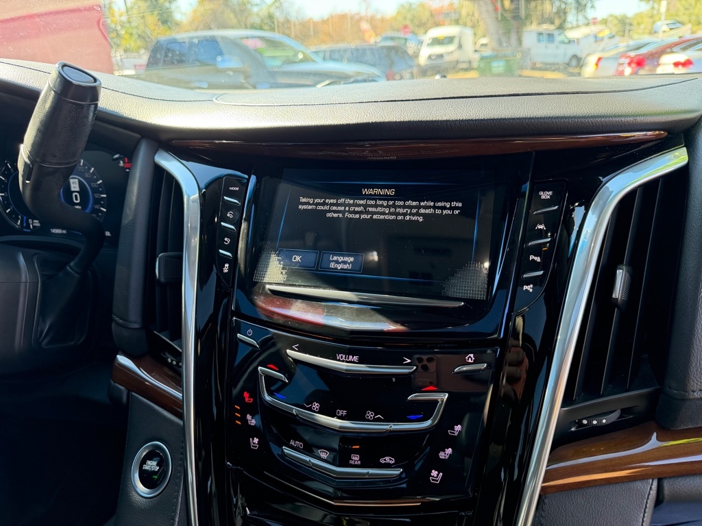 Cadillac Escalade ESV Luxury 4WD 2019