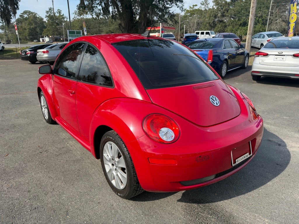 Volkswagen New Beetle S 2008