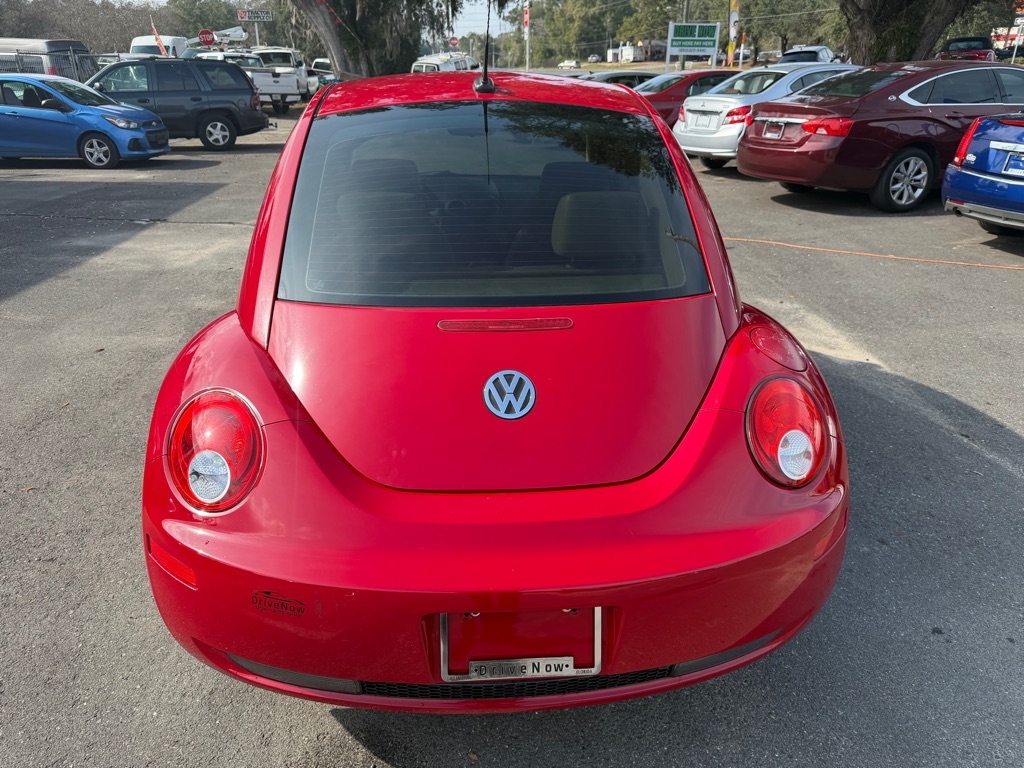 Volkswagen New Beetle S 2008