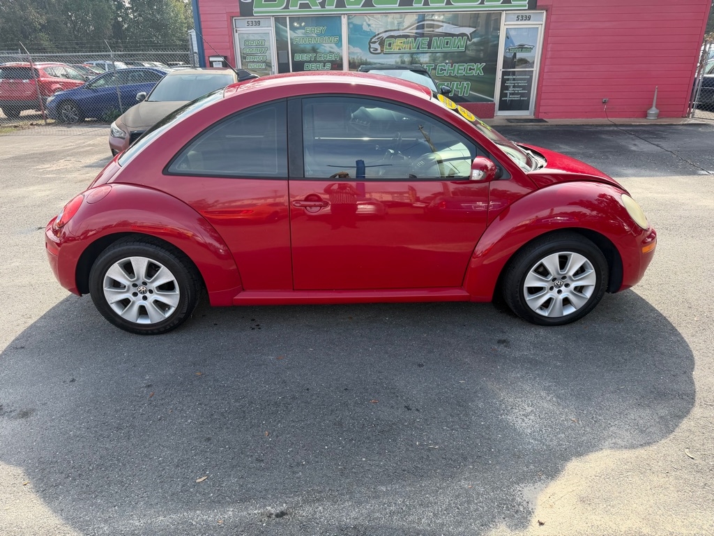 Volkswagen New Beetle S 2008