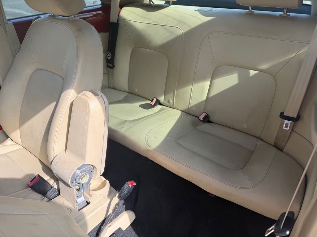 Volkswagen New Beetle S 2008