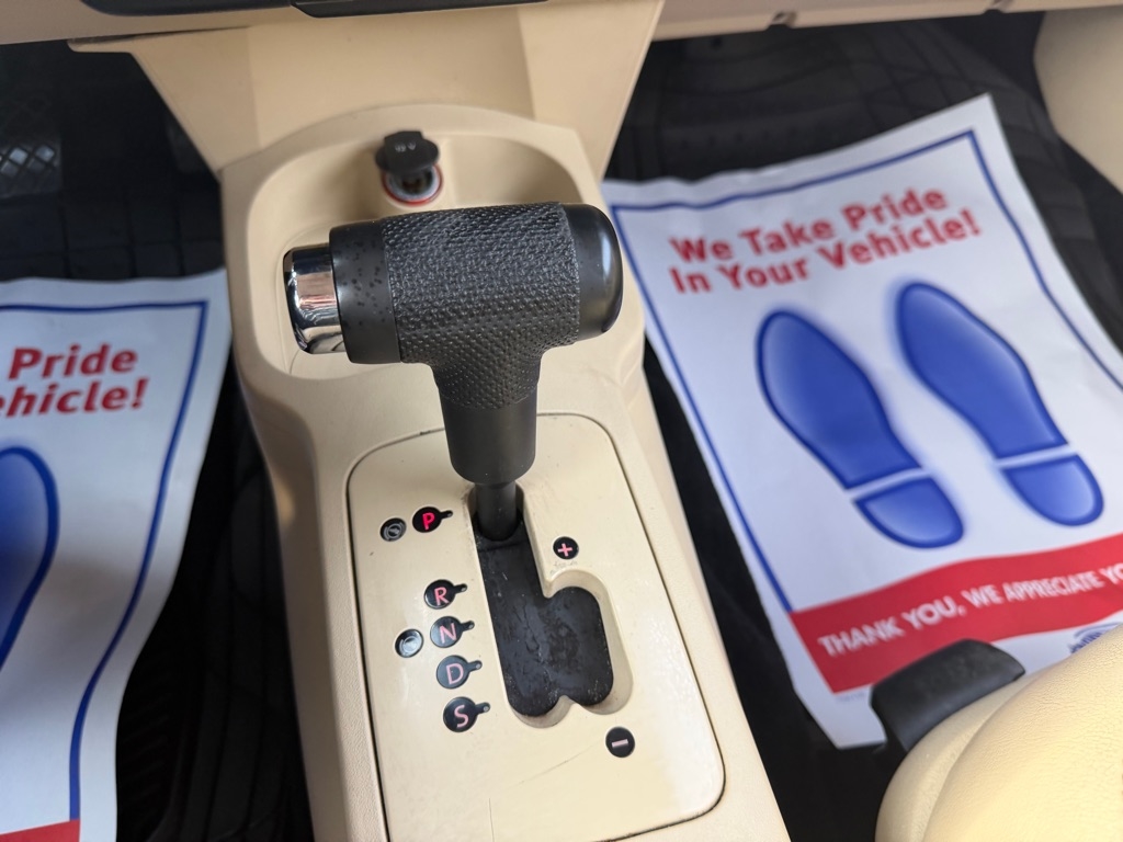 Volkswagen New Beetle S 2008