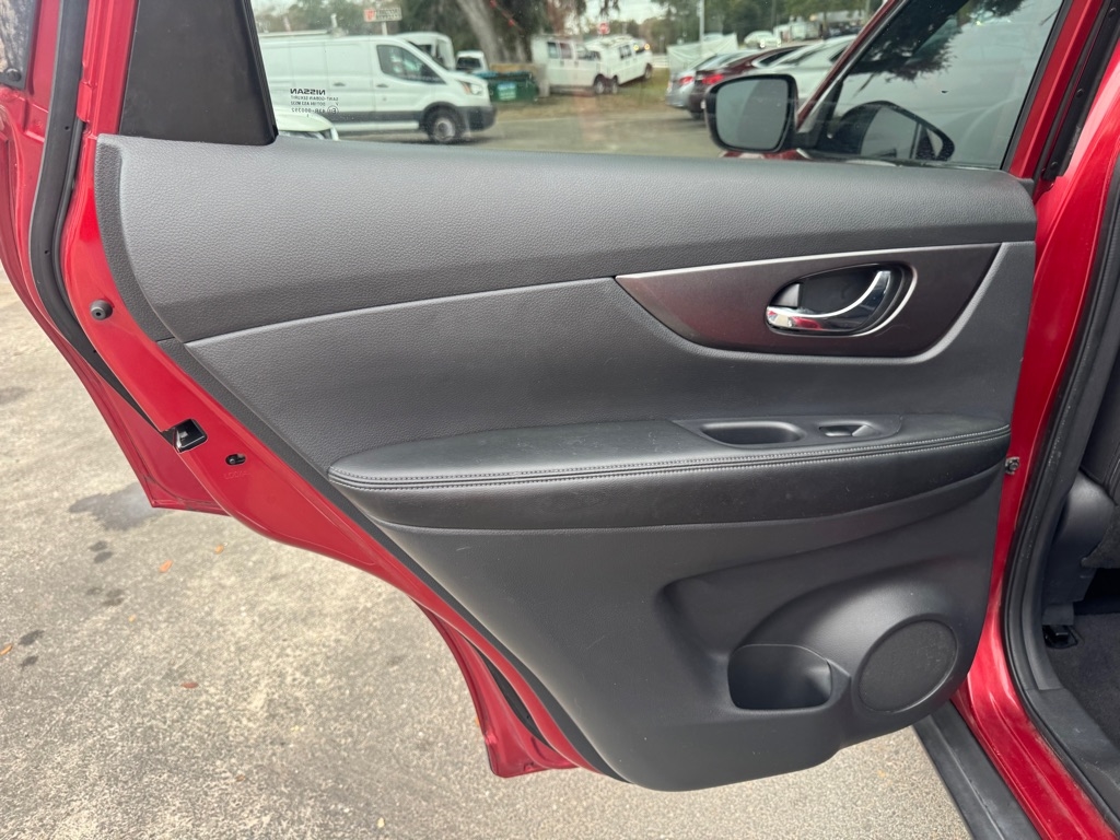 Nissan Rogue S 2WD 2015