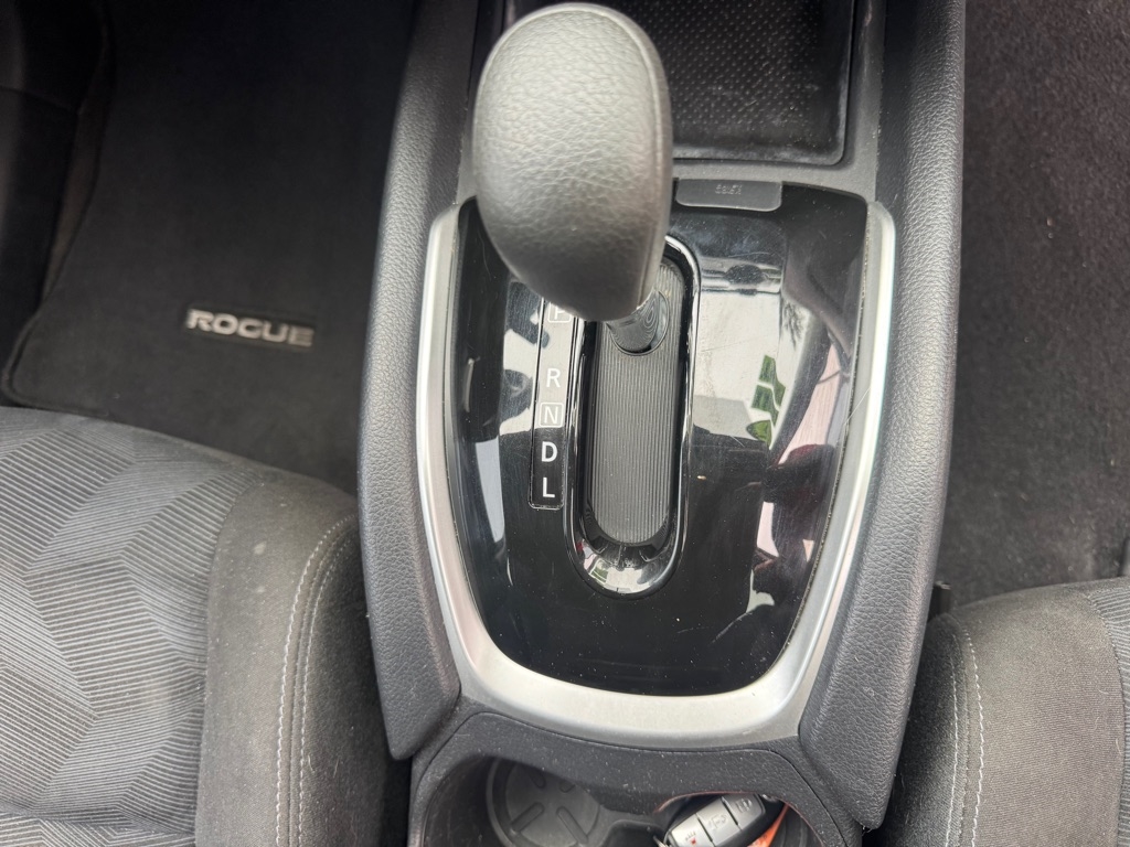 Nissan Rogue S 2WD 2015