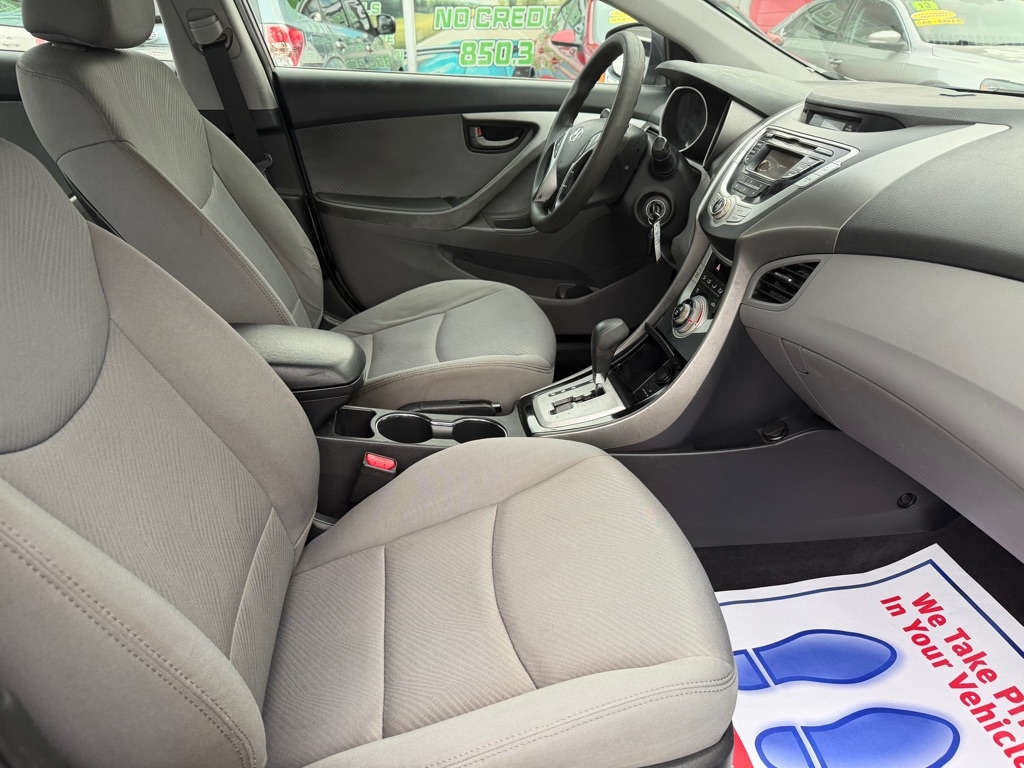 Hyundai Elantra GLS A/T 2011