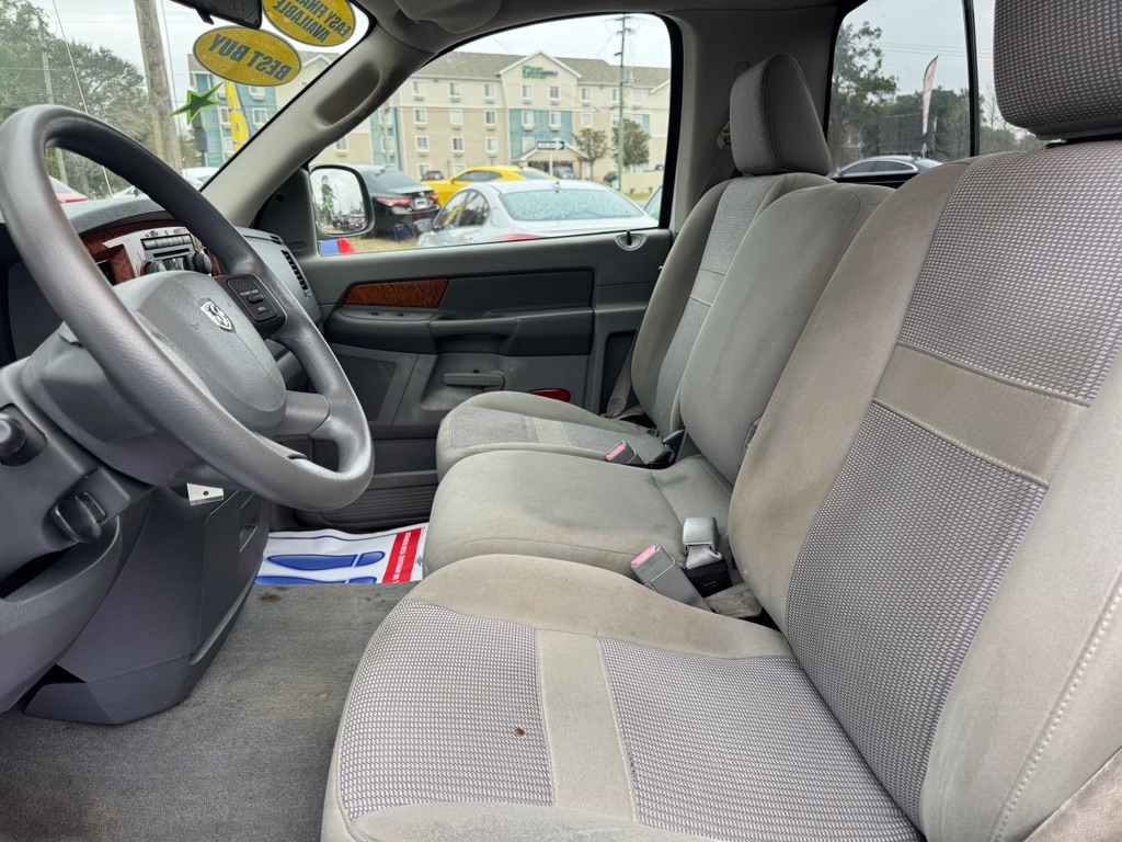 Dodge Ram 1500 ST 2WD 2006