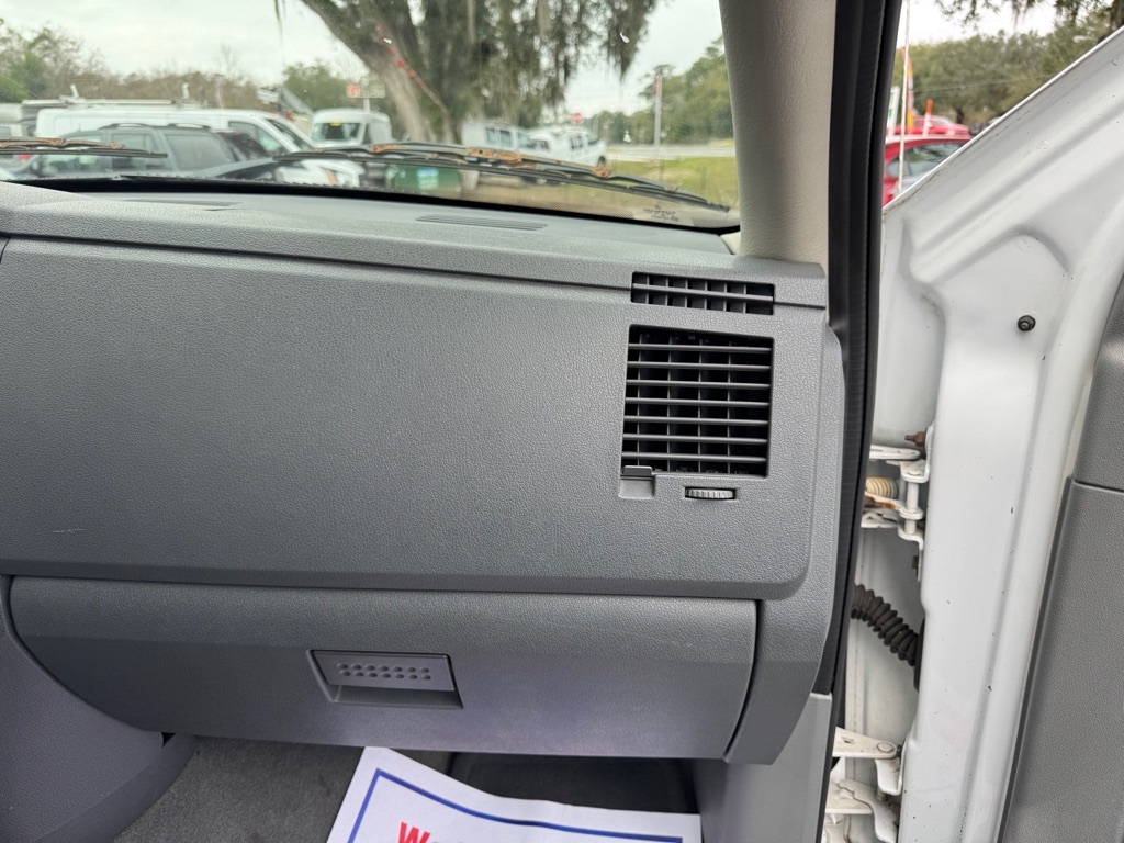 Dodge Ram 1500 ST 2WD 2006