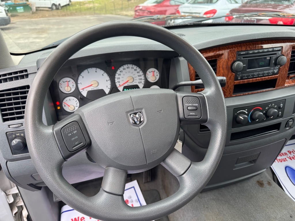 Dodge Ram 1500 ST 2WD 2006