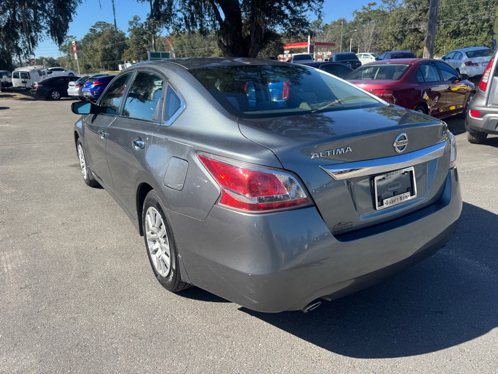 Nissan Altima 2.5 S 2015