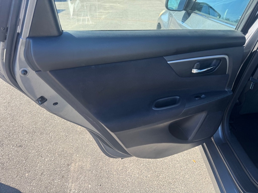 Nissan Altima 2.5 S 2015