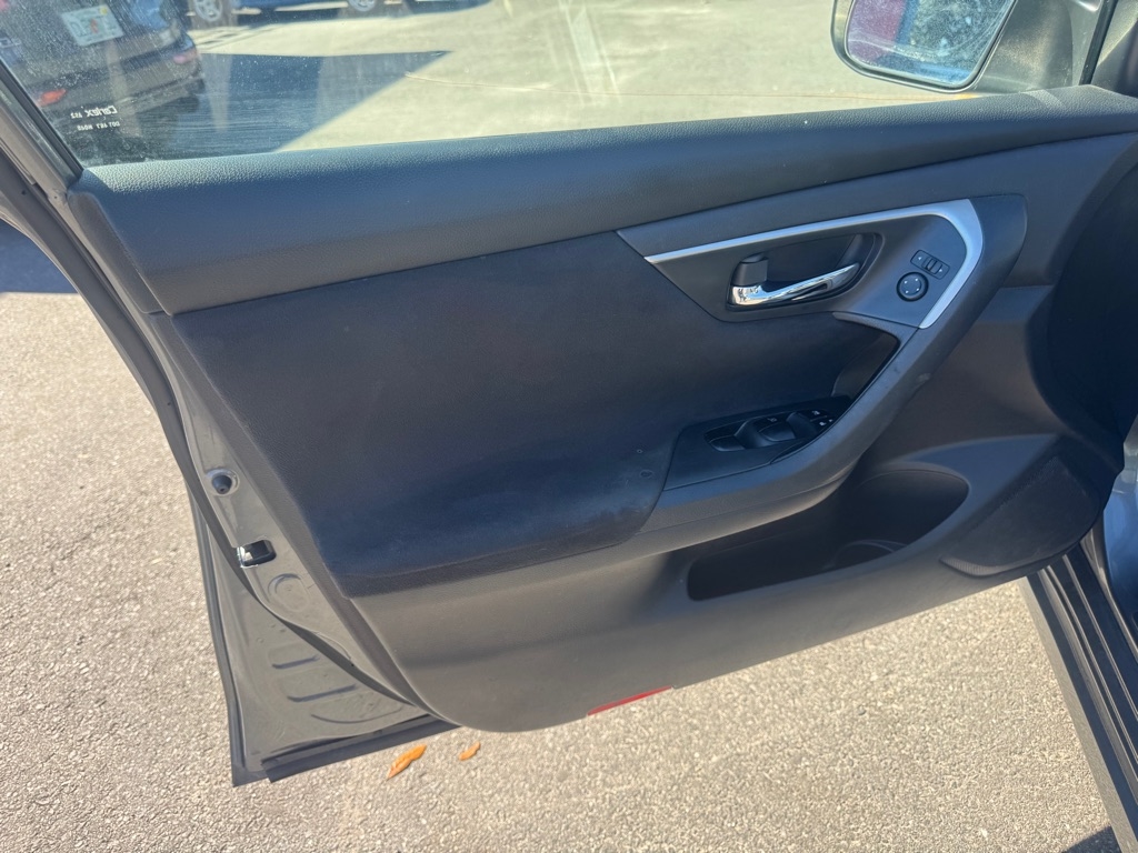 Nissan Altima 2.5 S 2015