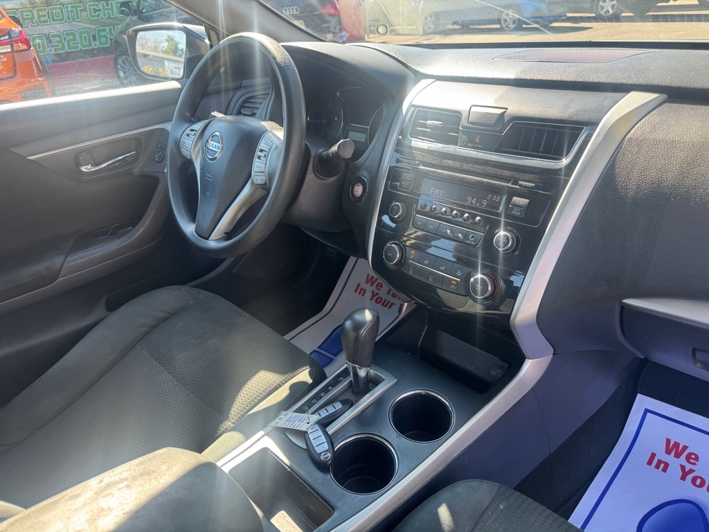 Nissan Altima 2.5 S 2015