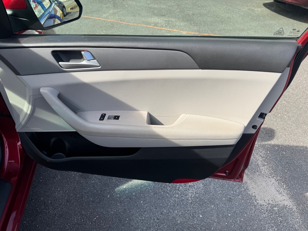 Hyundai Sonata SE 2016