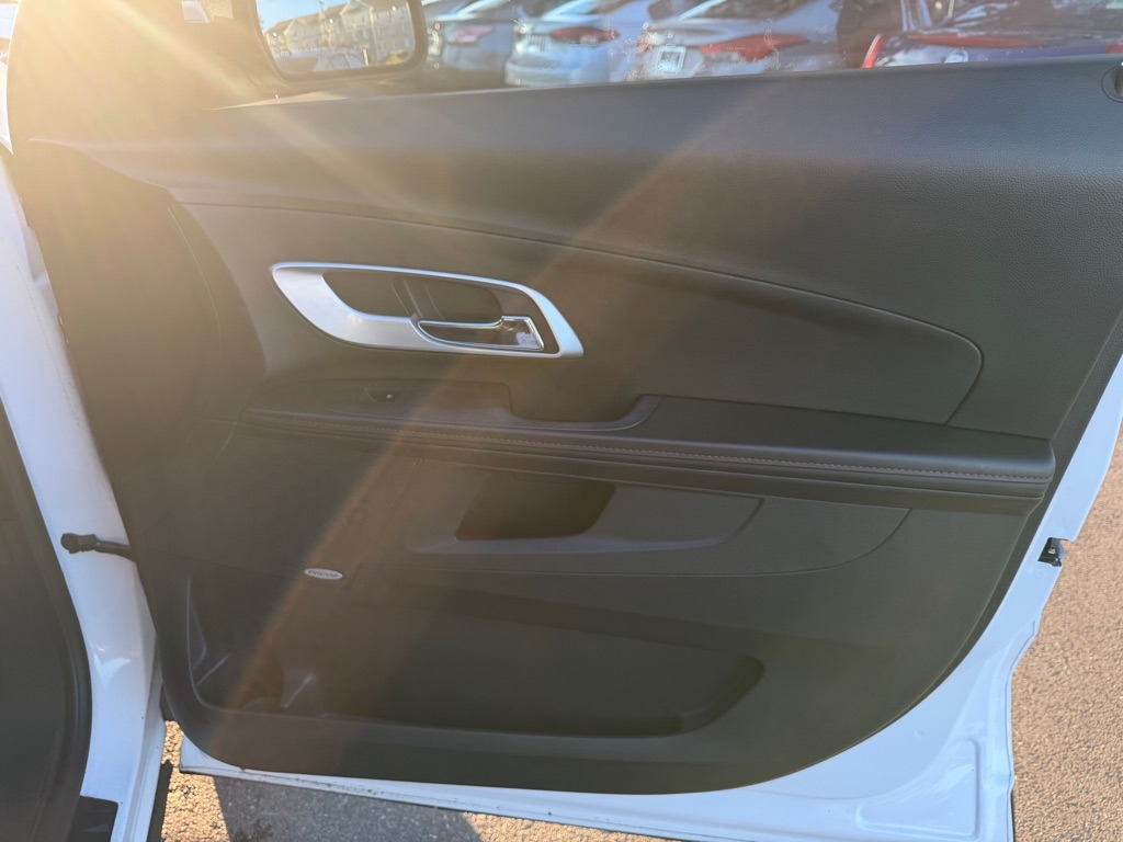 Chevrolet Equinox LTZ 2WD 2011