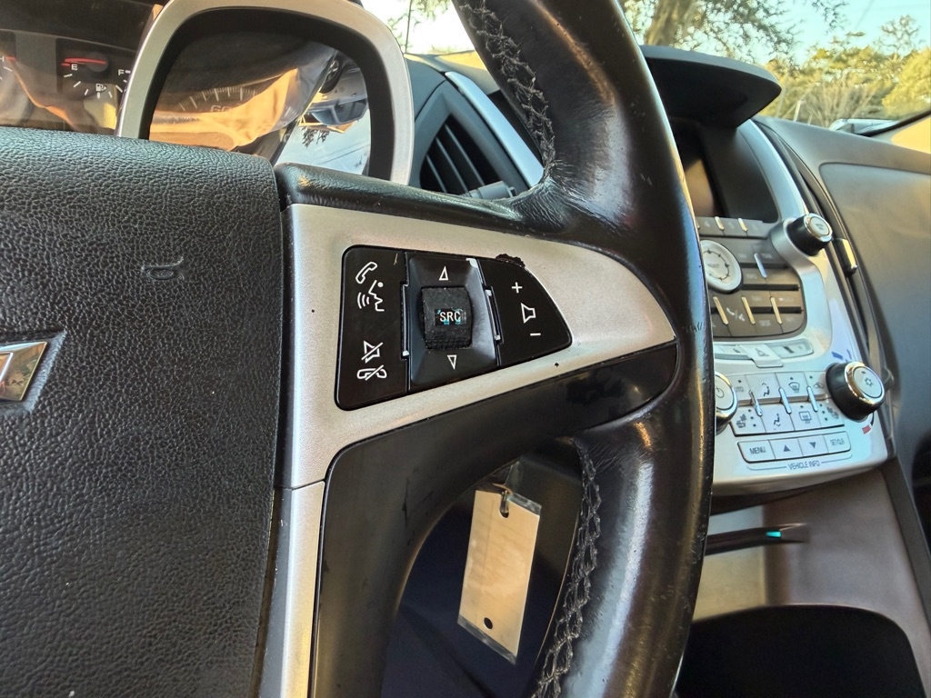 Chevrolet Equinox LTZ 2WD 2011