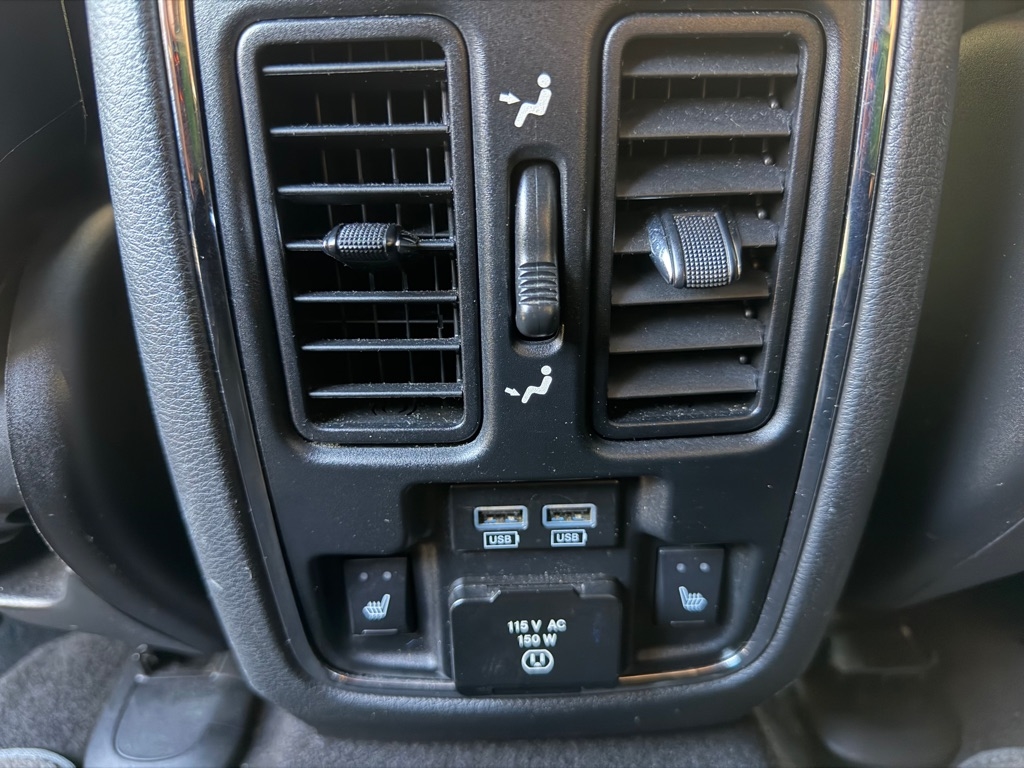 Jeep Grand Cherokee Limited 4WD 2015