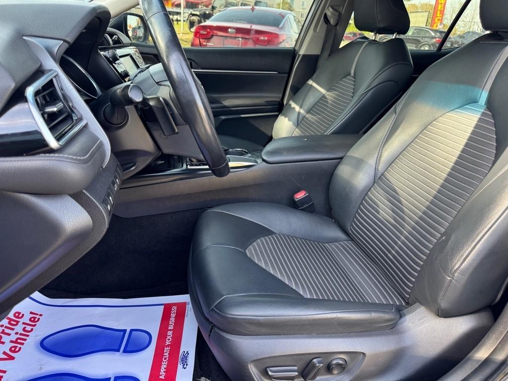 Toyota Camry SE 2018