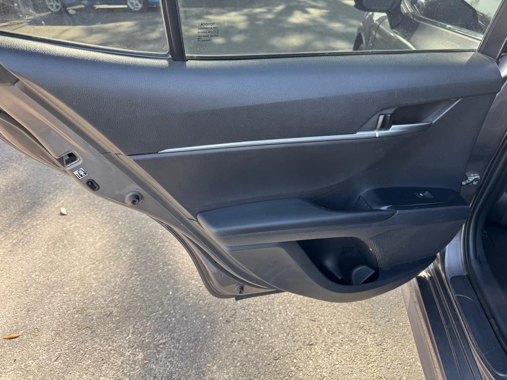 Toyota Camry SE 2018