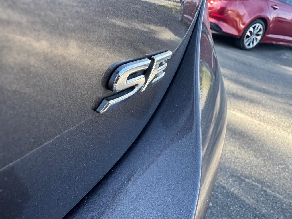 Toyota Camry SE 2018