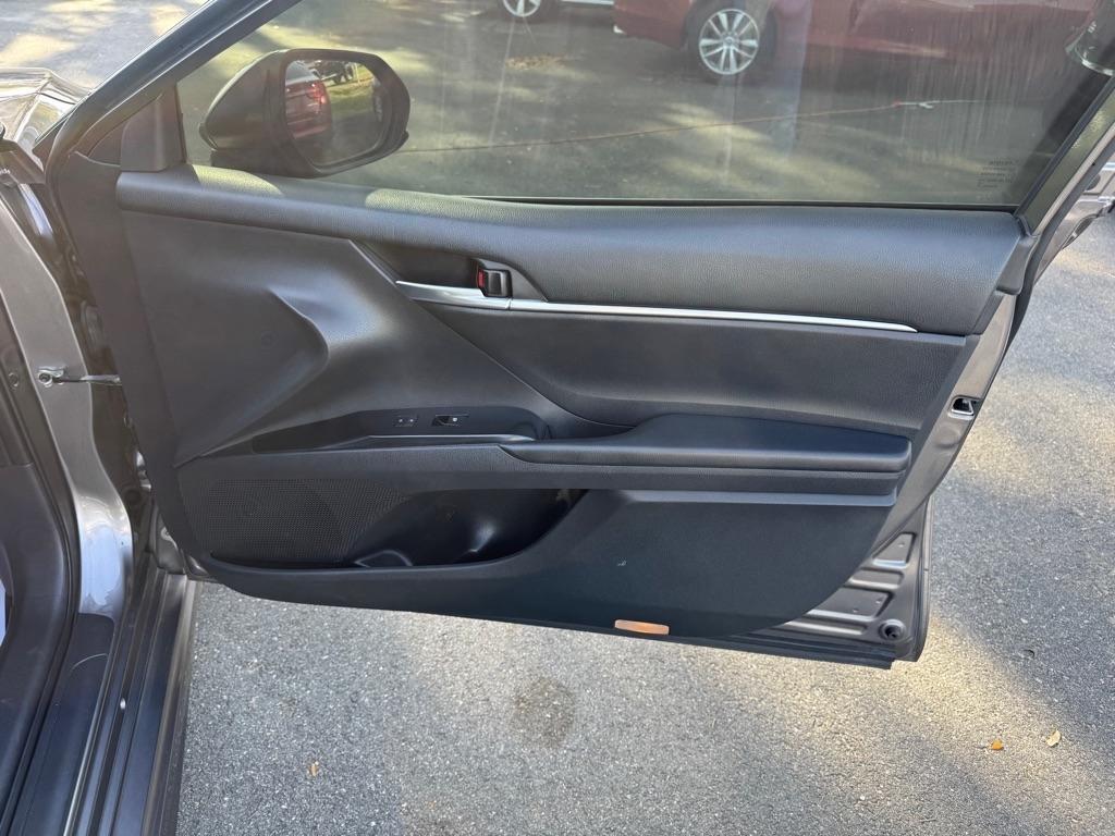 Toyota Camry SE 2018