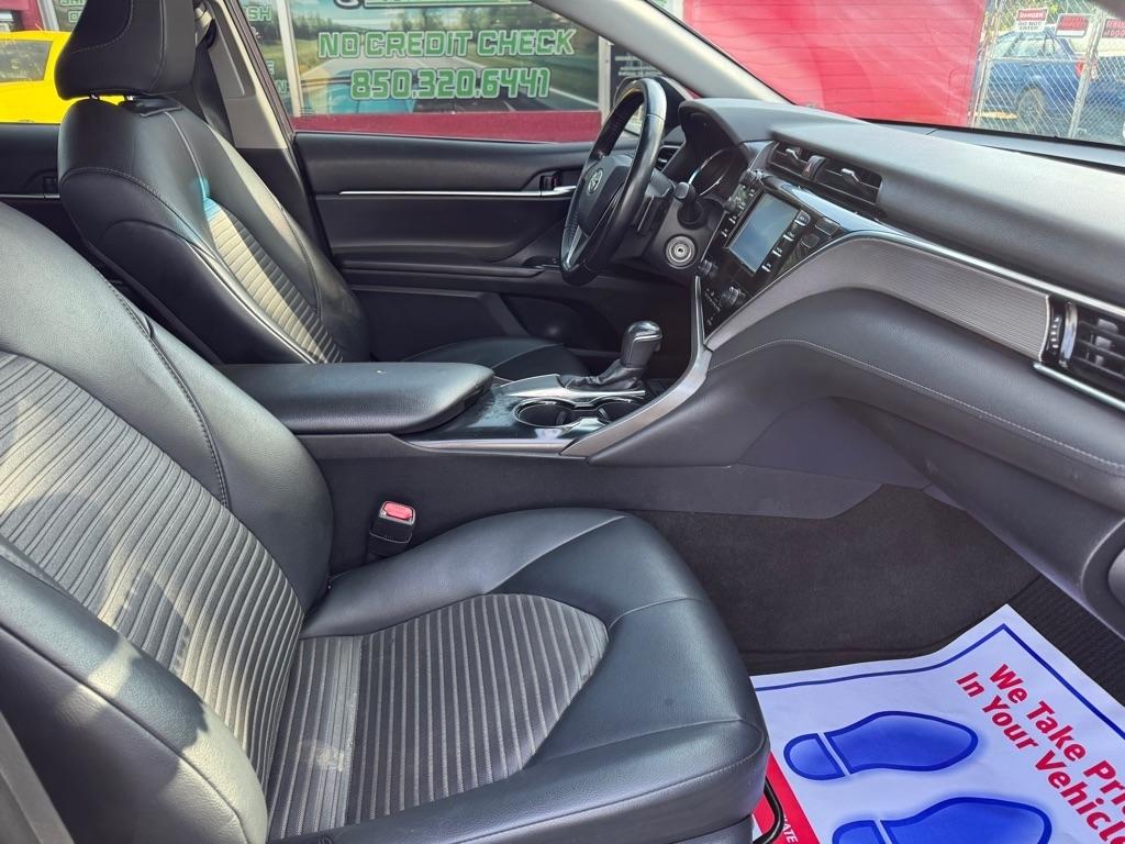 Toyota Camry SE 2018