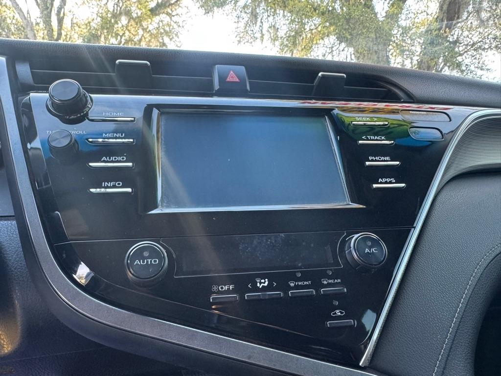 Toyota Camry SE 2018